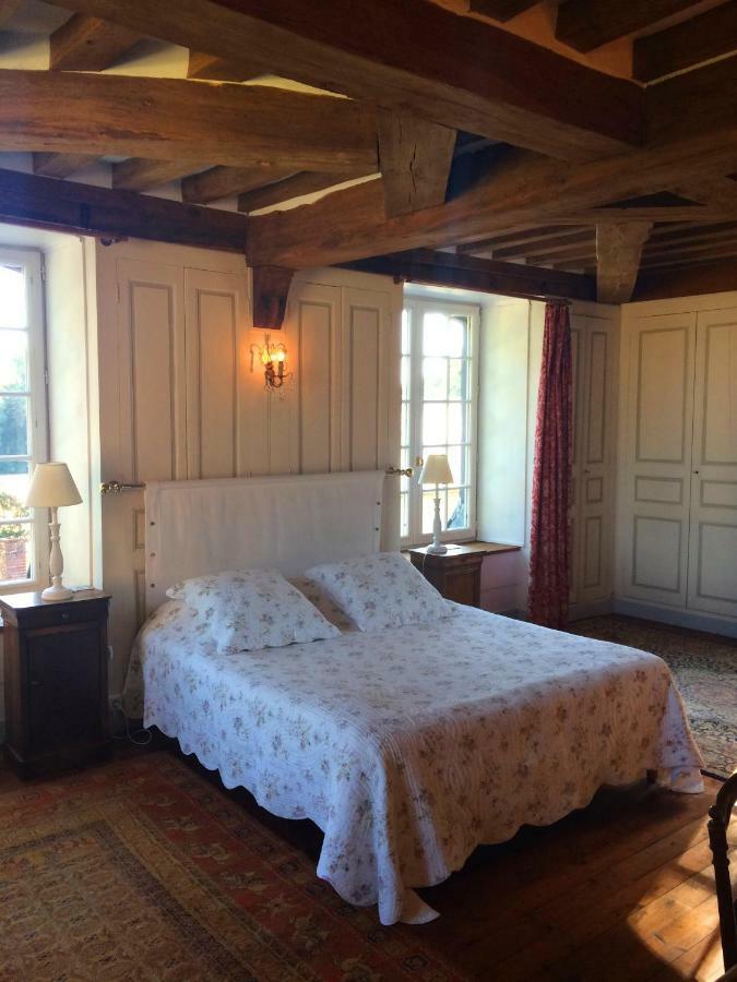 Bed and Breakfast Chateau De Fleury La Foret Igoville Экстерьер фото